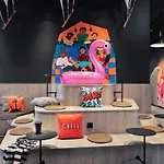 Moxy 酒店 4*