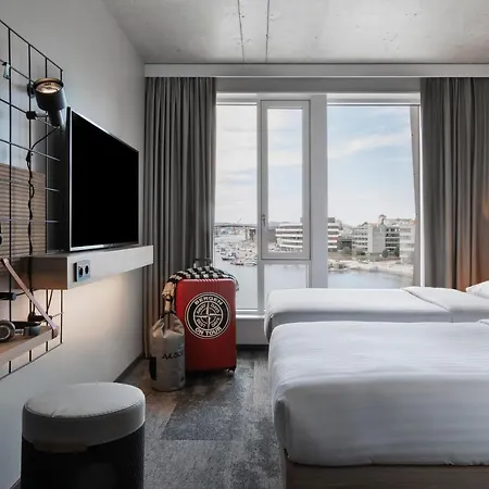 Moxy Hotel