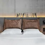 Szálloda Moxy 4*